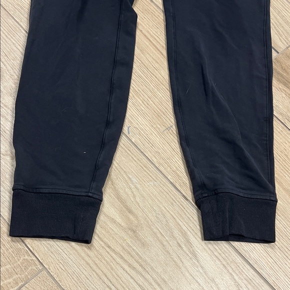 lululemon athletica Black Slim Cuffed Joggers - Picture 2 of 8